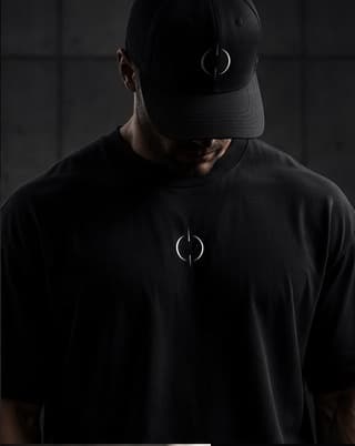 AFTR essential tee with signature cap